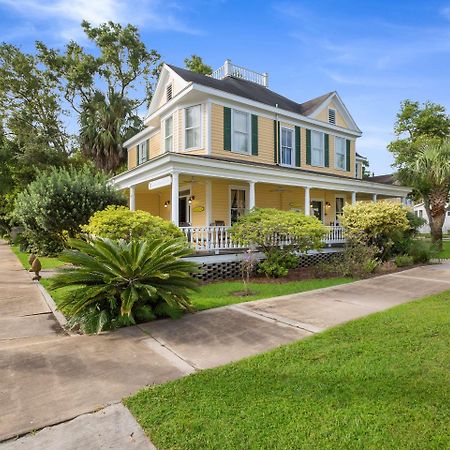 Coombs Inn & Suites Apalachicola Bagian luar foto