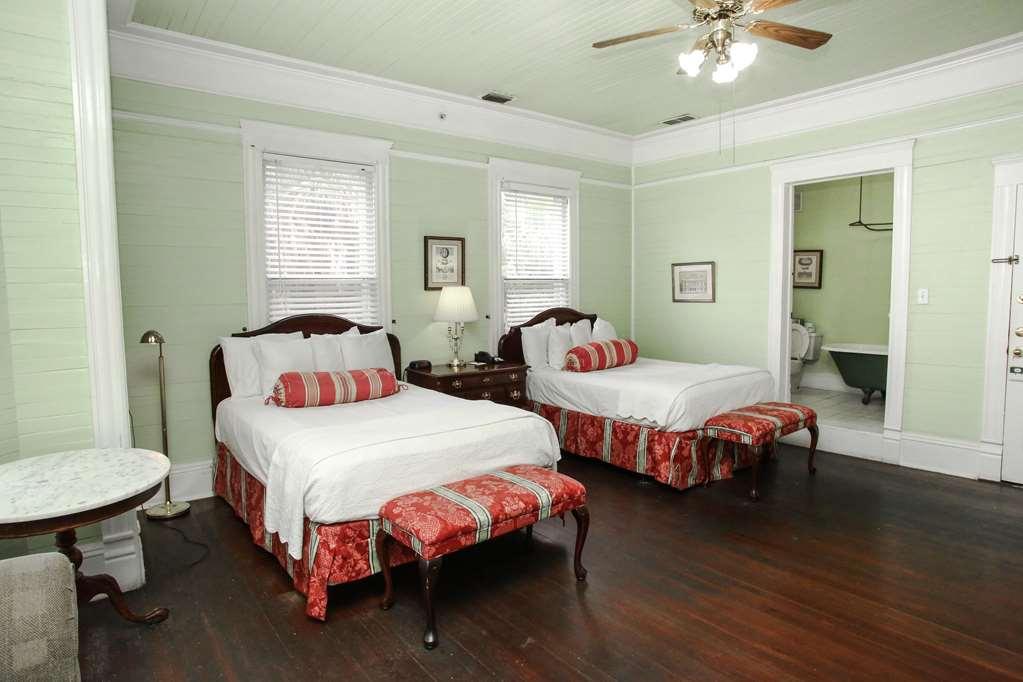 Coombs Inn & Suites Apalachicola Bagian luar foto