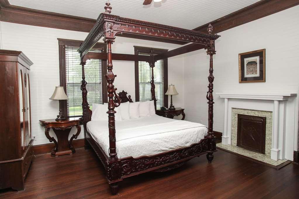 Coombs Inn & Suites Apalachicola Bagian luar foto