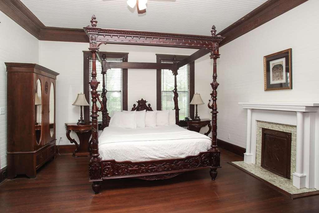 Coombs Inn & Suites Apalachicola Bagian luar foto