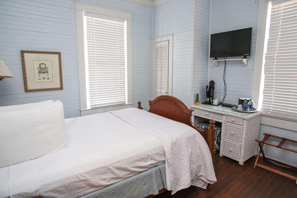 Coombs Inn & Suites Apalachicola Bagian luar foto