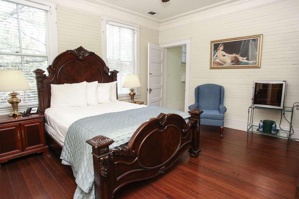 Coombs Inn & Suites Apalachicola Bagian luar foto