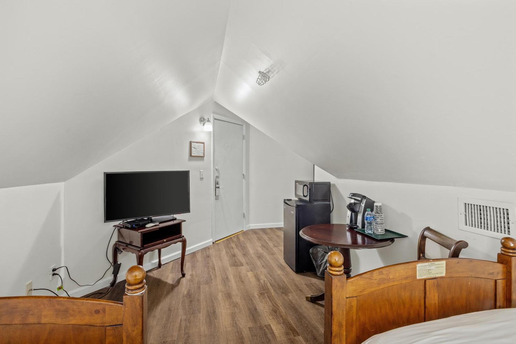 Coombs Inn & Suites Apalachicola Bagian luar foto