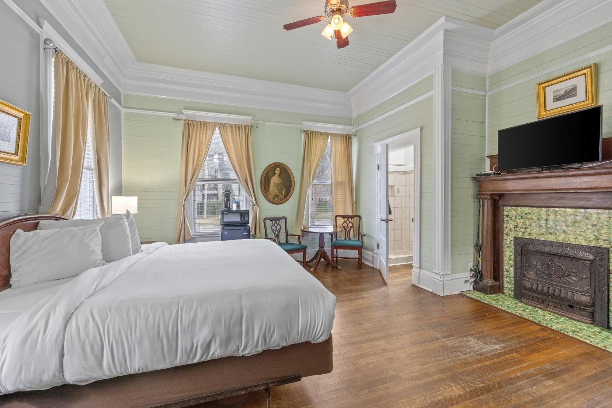 Coombs Inn & Suites Apalachicola Bagian luar foto