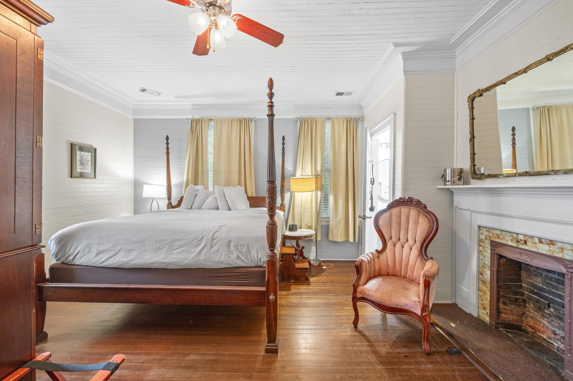 Coombs Inn & Suites Apalachicola Bagian luar foto