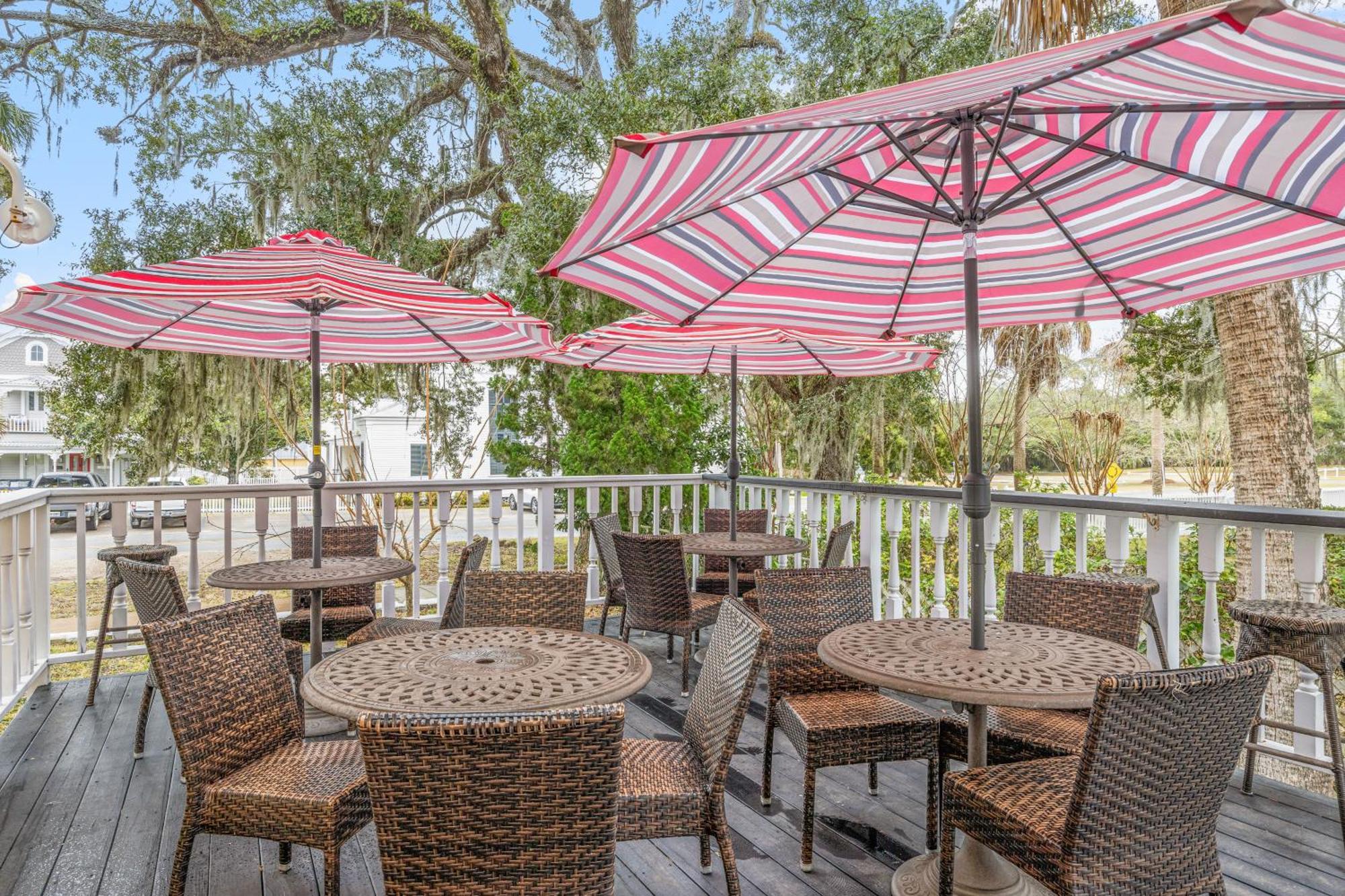 Coombs Inn & Suites Apalachicola Bagian luar foto